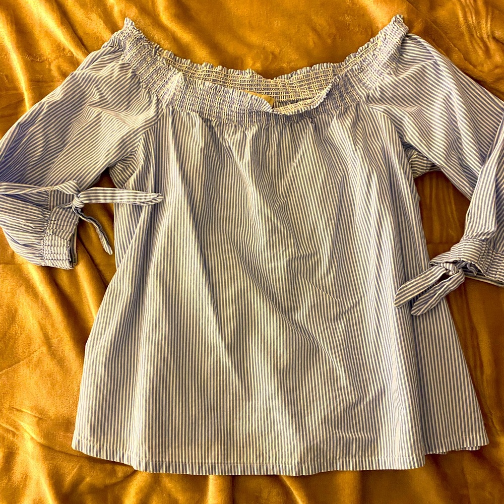 Off-Shoulder Loft Top